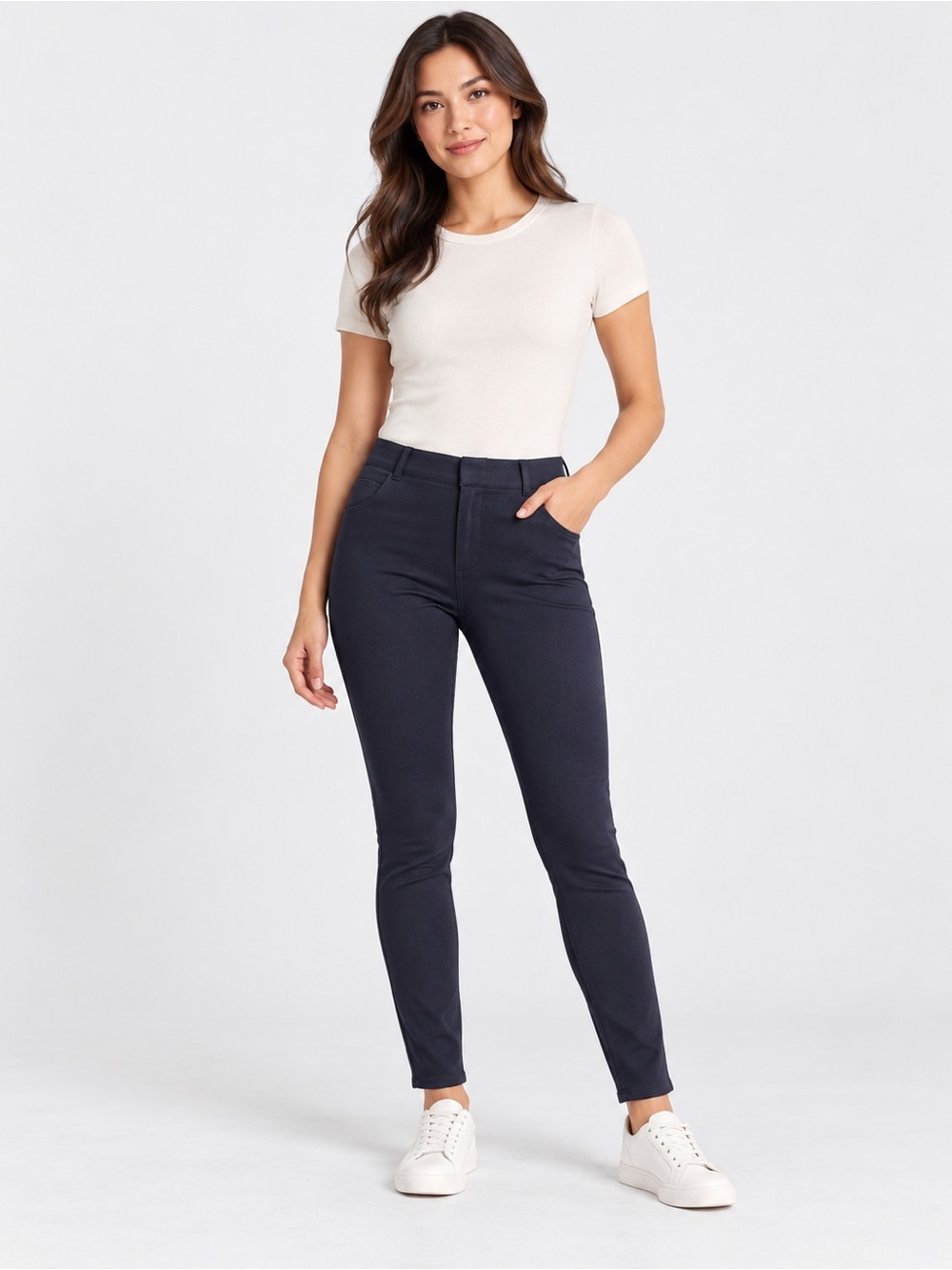 Quince Women's Skinny Jeans in Navy Blue